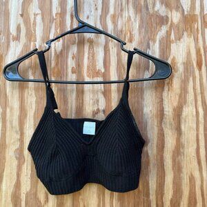 Wild Fable Black Knit V-Neck Crop Top (Size M)